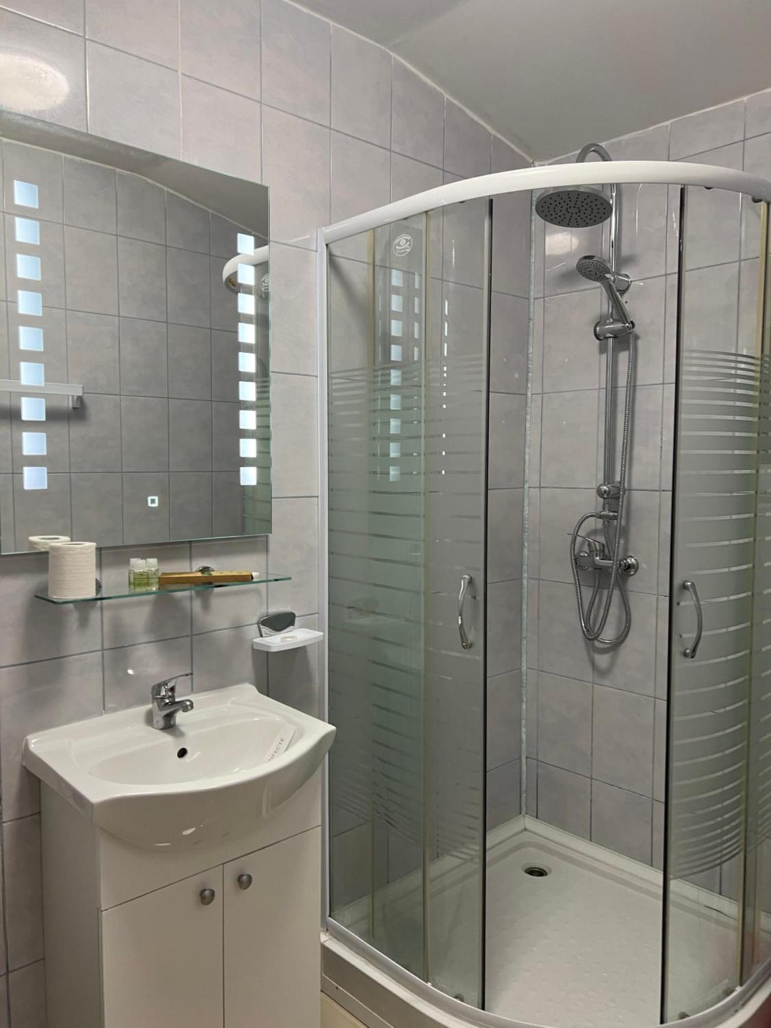Ndl City Center Apartment Cluj-Napoca Ngoại thất bức ảnh