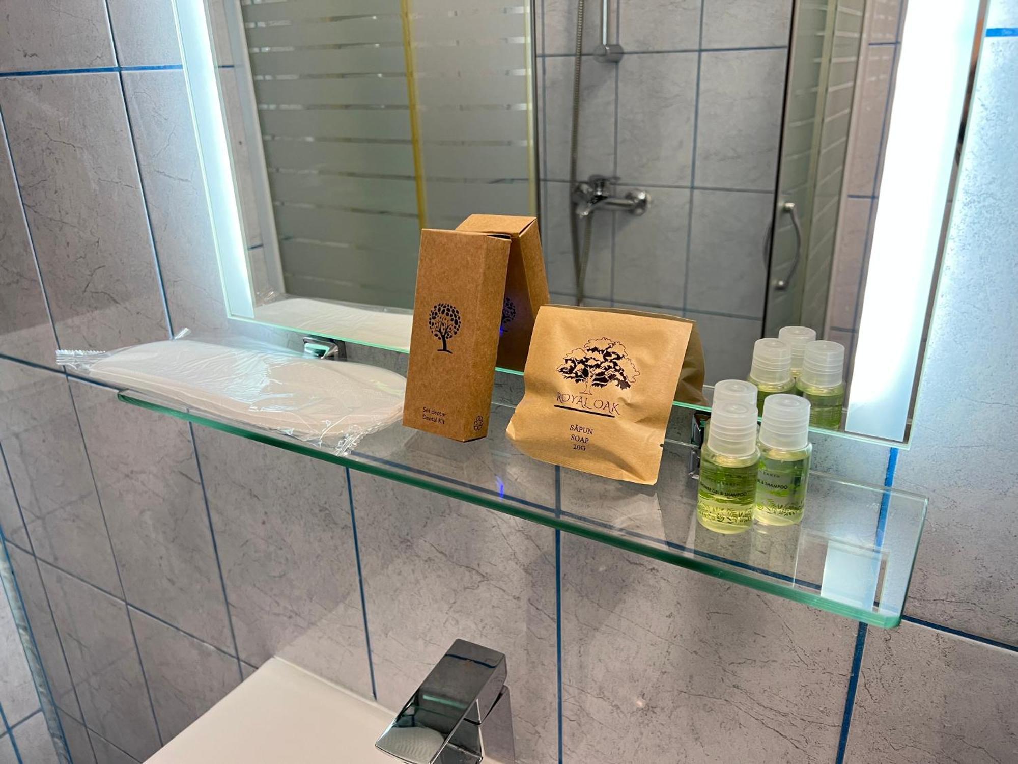 Ndl City Center Apartment Cluj-Napoca Ngoại thất bức ảnh